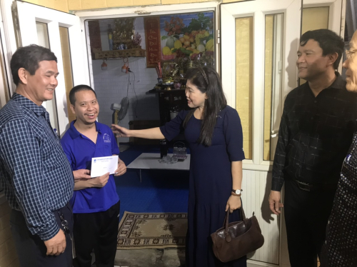 z4272782286292_76e9595440eec336cfd624544a38a2a8 (1).jpg