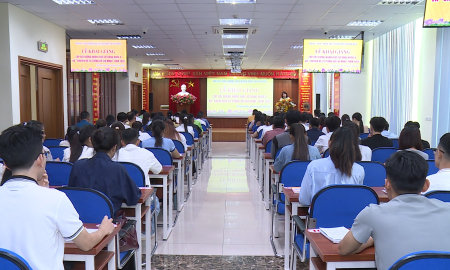 Khai giảng lớp nhận thức về Đảng khóa X/ 2025