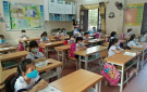 Học sinh tiểu học, mầm non ở TP. Thanh Hóa trở lại trường sau một thời gian dài nghỉ dịch Covid-19