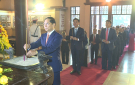 Đoàn đại biểu Bộ Ngoại giao và Đại biểu tỉnh Thanh Hóa dâng hoa, dâng hương tưởng nhớ Chủ tịch Hồ Chí Minh