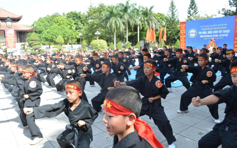 Khai mạc biểu diễn, thi đấu võ thuật thành phố Thanh Hóa lần thứ nhất năm 2015