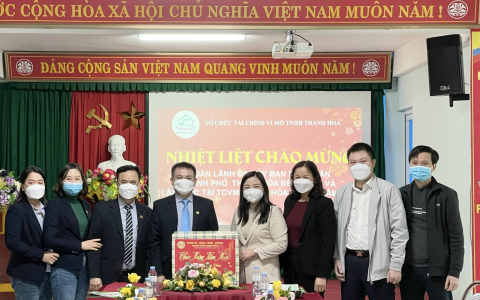 Lãnh đạo TP Thanh Hóa thăm và chúc mừng năm mới các cơ quan, đơn vị, doanh nghiệp nhân dịp xuân Nhâm Dần 2022
