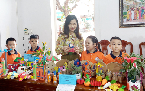 Trường Tiểu học Lê Văn Tám hưởng ứng cuộc thi “Sân chơi bảo vệ môi trường”