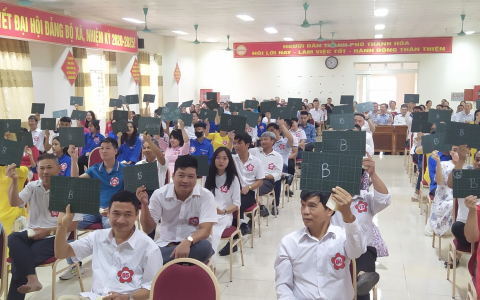 Hội thi Rung chuông vàng chào mừng kỷ niệm 70 năm ngày thành lập Đảng bộ xã Hoằng Đại